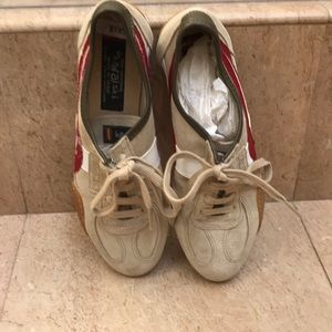 Kowalski fashion sneakers.